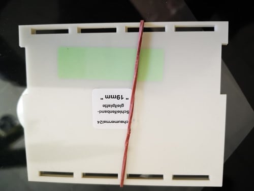 Geleider voor 4 linten van 19mm voor lintprinters