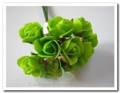 [A-009966] Mini Foam Roos Fris Groen 2 cm Doos 144 stuks